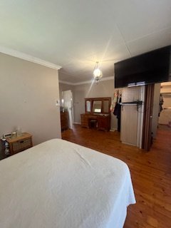  Bedroom Property for Sale in Outeniqua Strand Western Cape